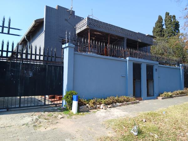 12 Bedroom House