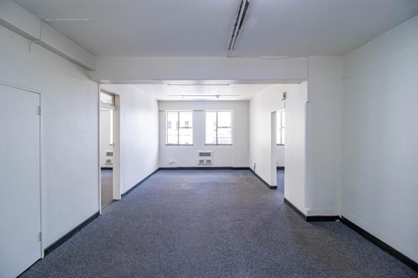 132 m² Commercial space