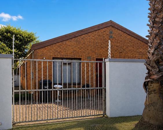 2 Bedroom House