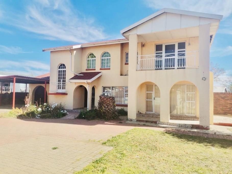 4 Bedroom House