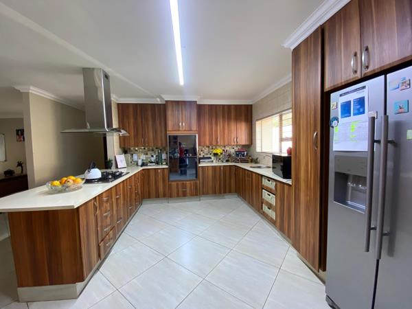 5 Bedroom House