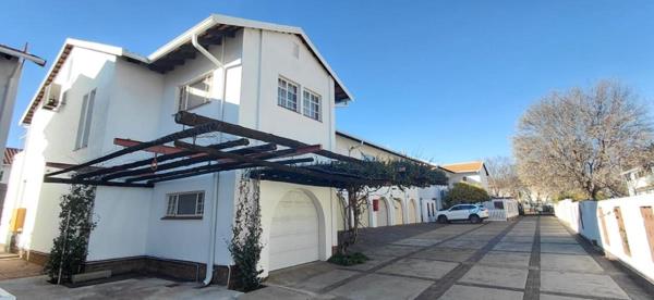 3 Bedroom Townhouse