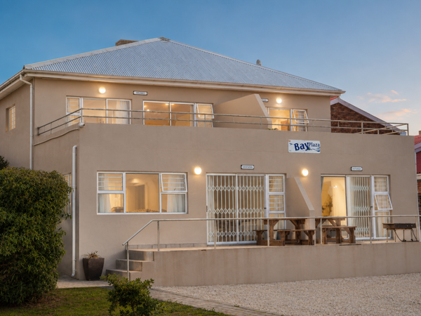 6 Bedroom House