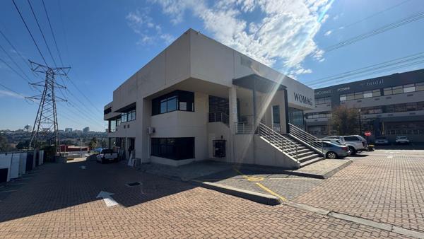 767 m² Commercial space
