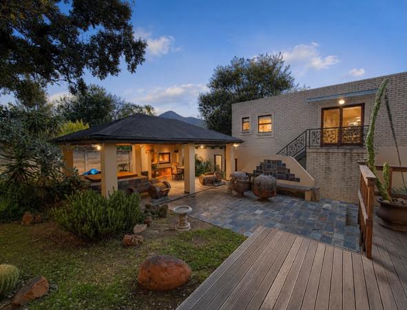 5 Bedroom House