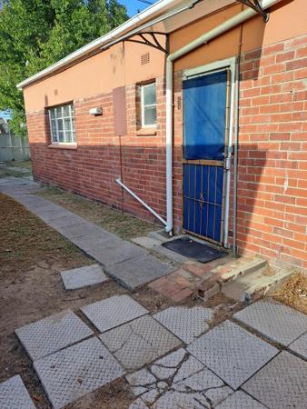 1 Bedroom House