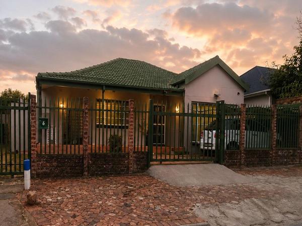 5 Bedroom House