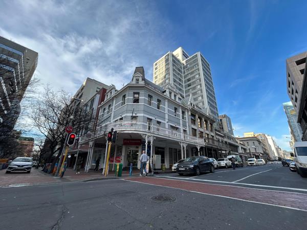 211 m² Commercial space