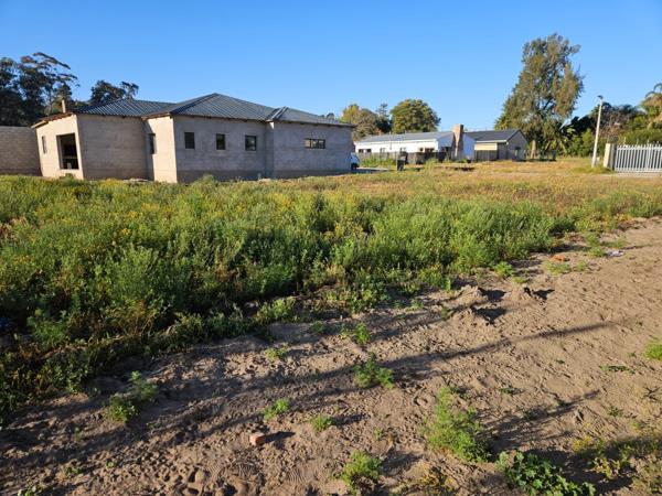 613 m² Land