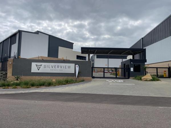 564 m² Industrial space