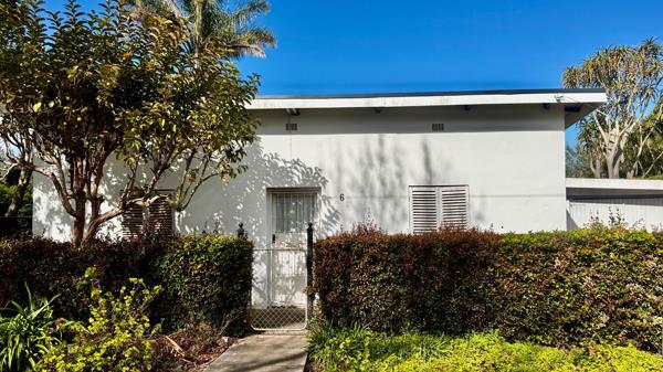 2 Bedroom House