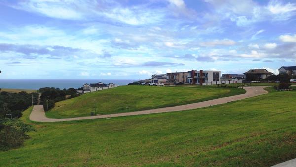 705 m² Land