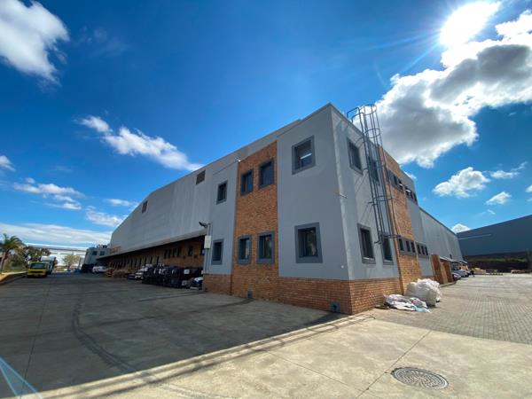 10 400 m² Industrial space