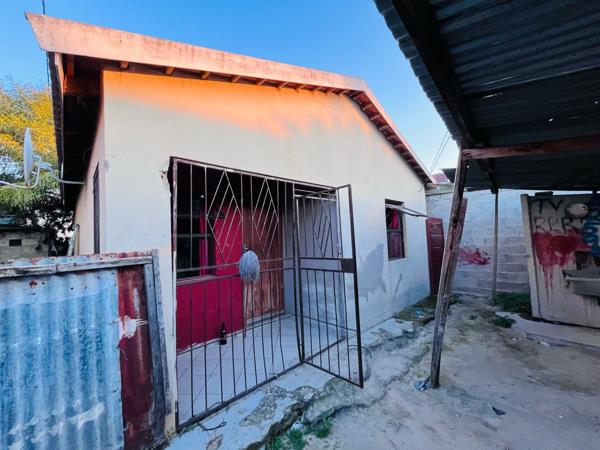 2 Bedroom House