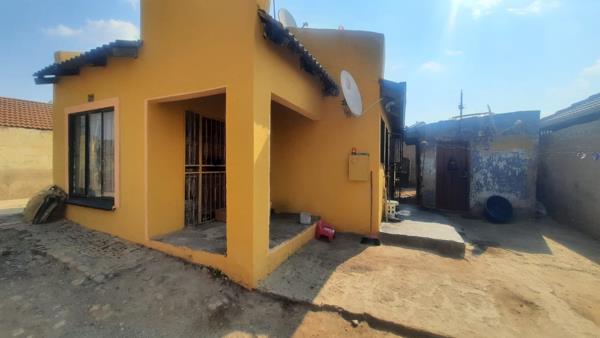 2 Bedroom House