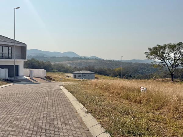 307 m² Land