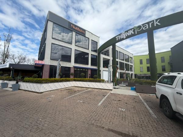 370 m² Commercial space