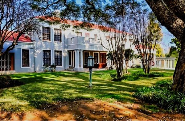 7 Bedroom House
