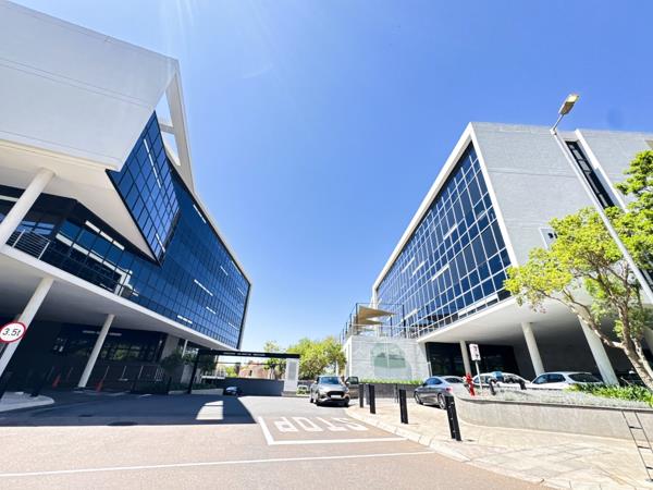 380 m² Office Space