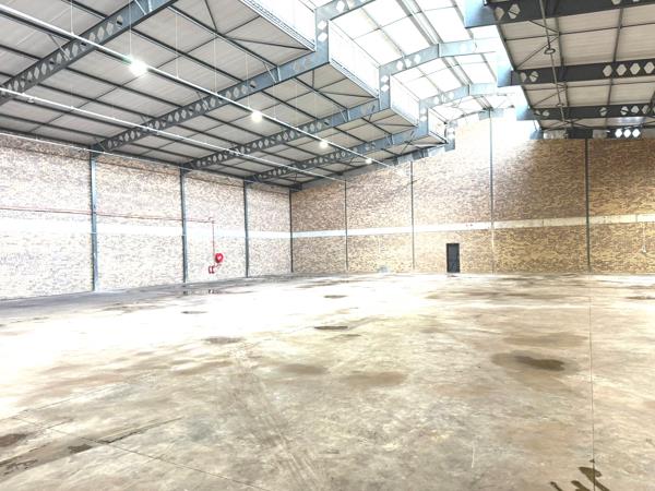 1 800 m² Commercial space