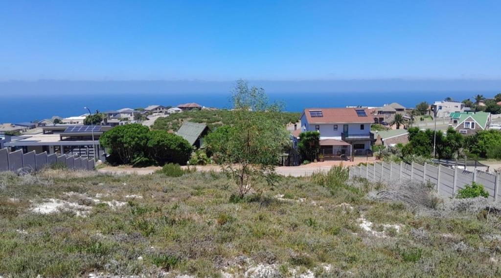920 m² Land