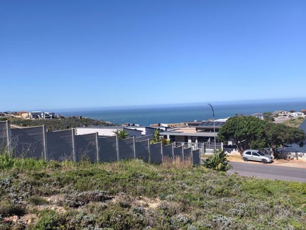 920 m² Land
