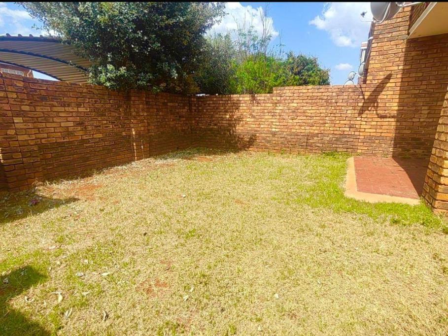 2 Bedroom Townhouse