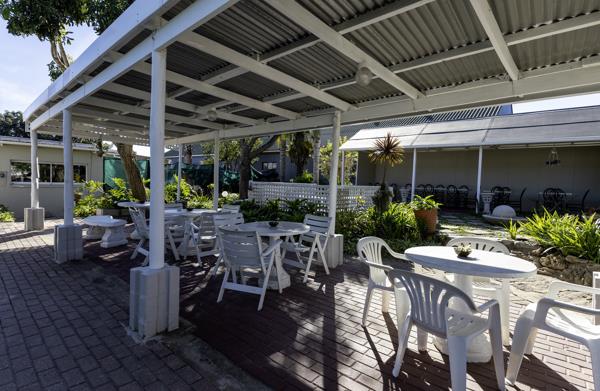 200 m² Commercial space