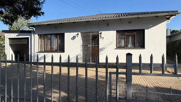 6 Bedroom House