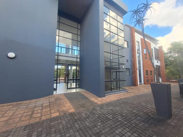 130.7 m² Office Space