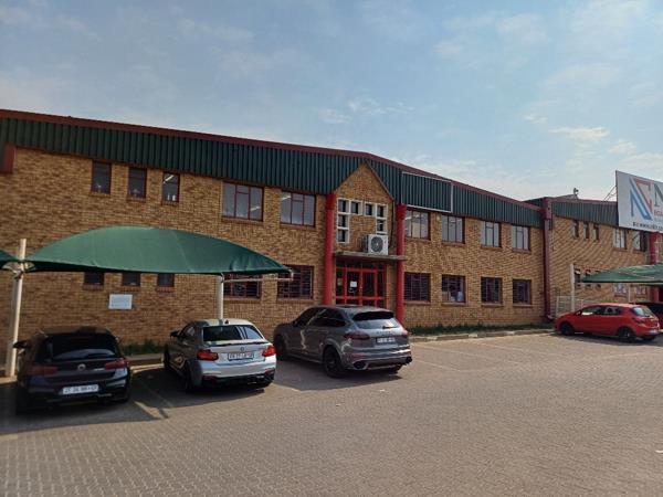 1 033 m² Industrial space