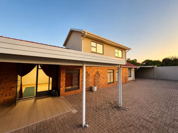 5 Bedroom House