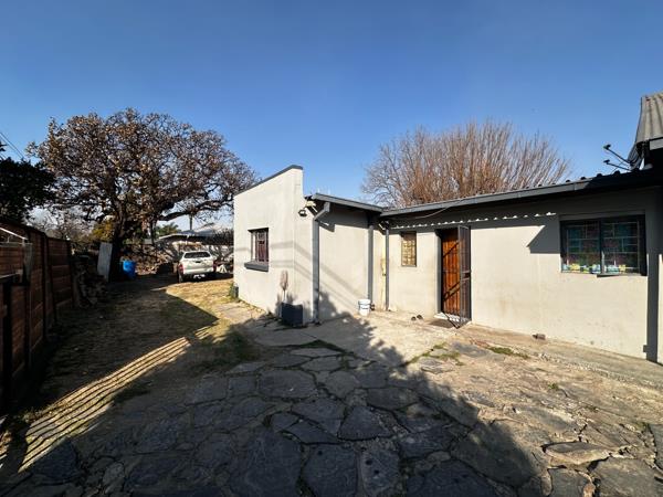 12 Bedroom House