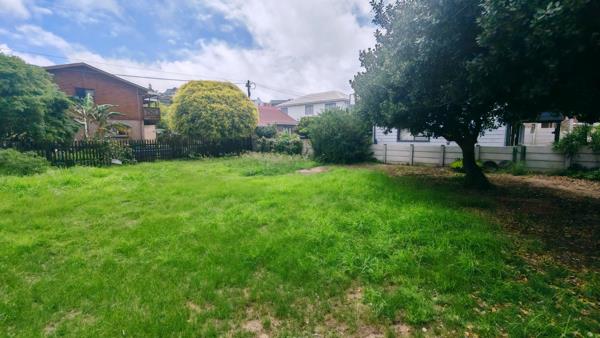 476 m² Land