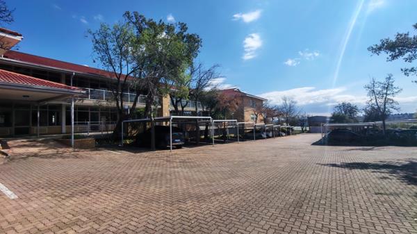 210 m² Commercial space