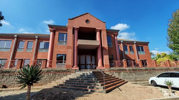 408 m² Office Space