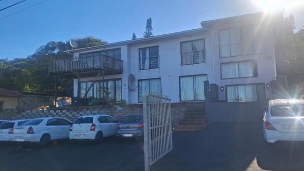 8 Bedroom House