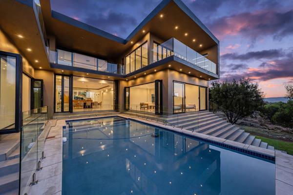 8 Bedroom House