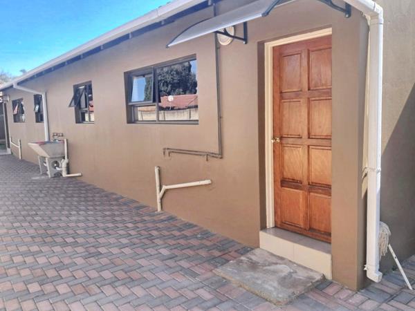 1 Bedroom Garden Cottage