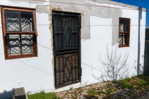 2 Bedroom House