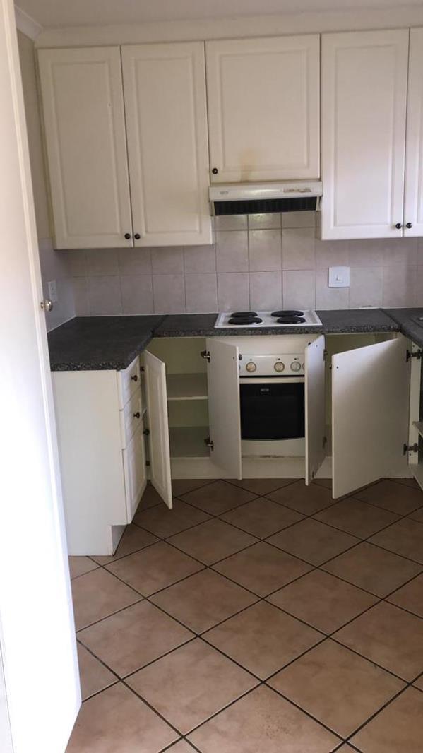 2 Bedroom Townhouse in Magalieskruin