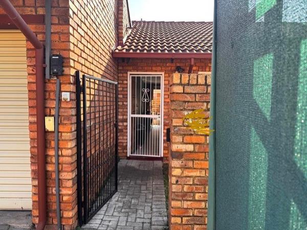 2 Bedroom Simplex