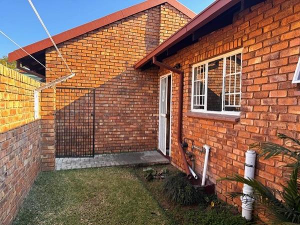 2 Bedroom Simplex