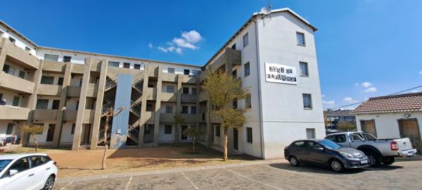 2 Bedroom Flat