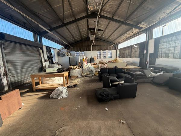 211 m² Commercial space