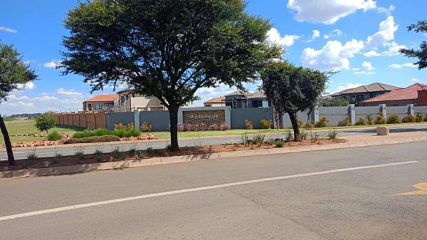 513 m² Land