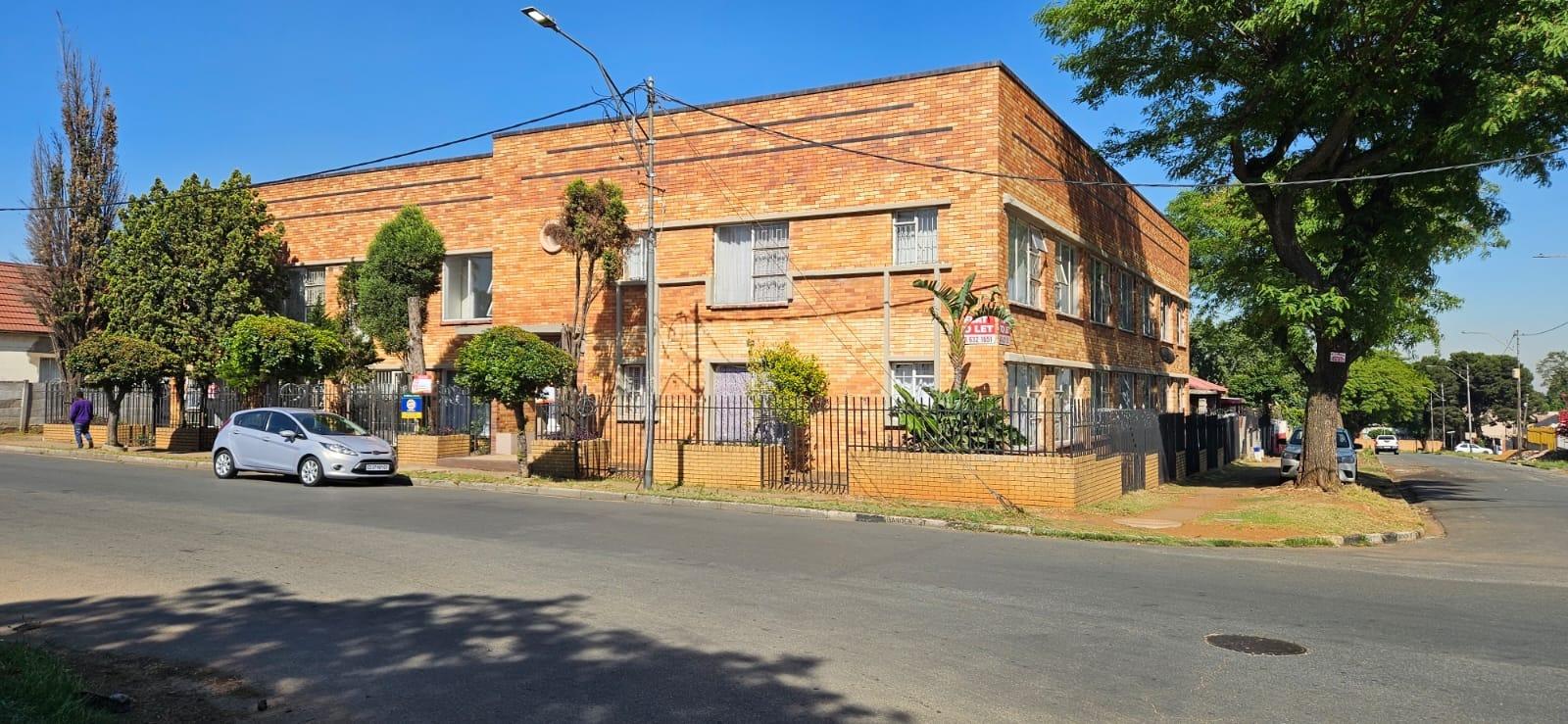 2 Bedroom Apartment in Turffontein