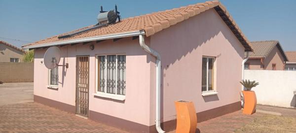 2 Bedroom House