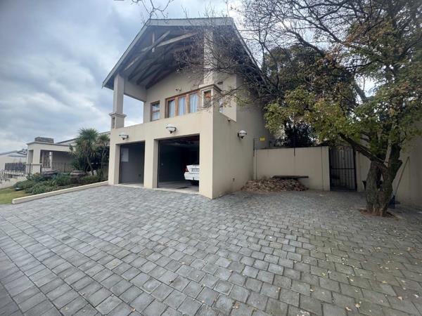 5 Bedroom House