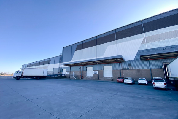 2 716 m² Industrial space